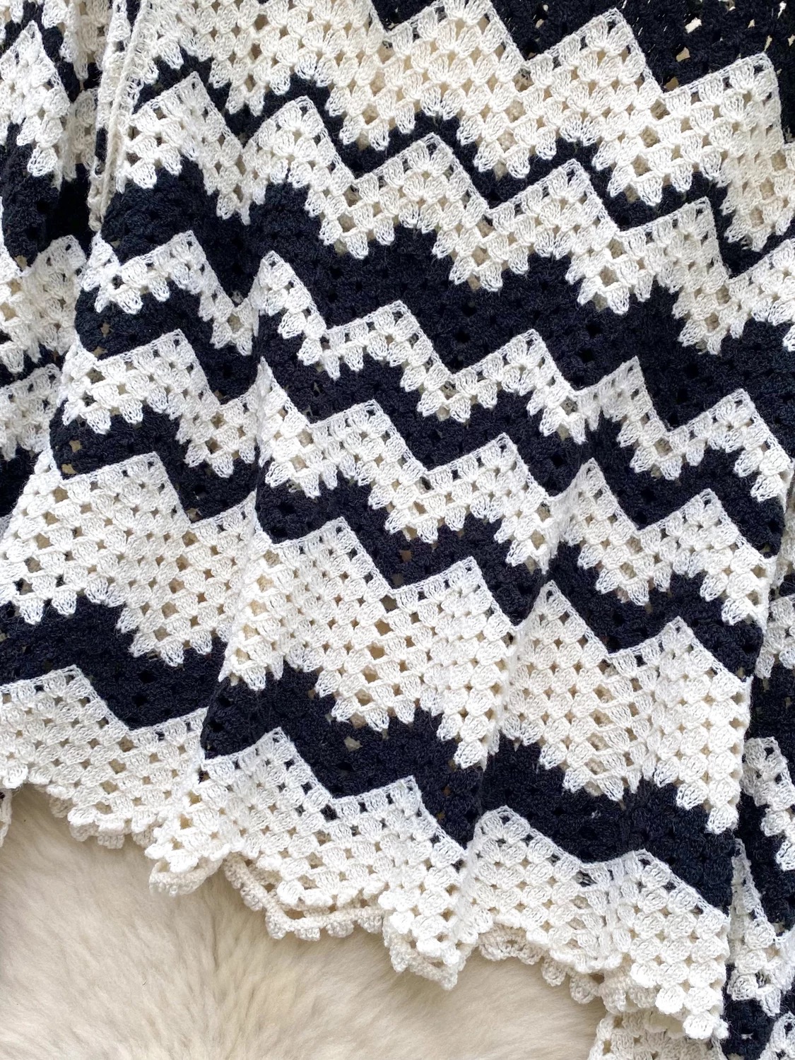 AC/DC  wool top KTO279 images